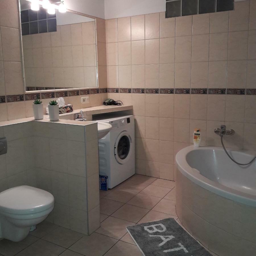 Nyc Apartment Krasków Εξωτερικό φωτογραφία