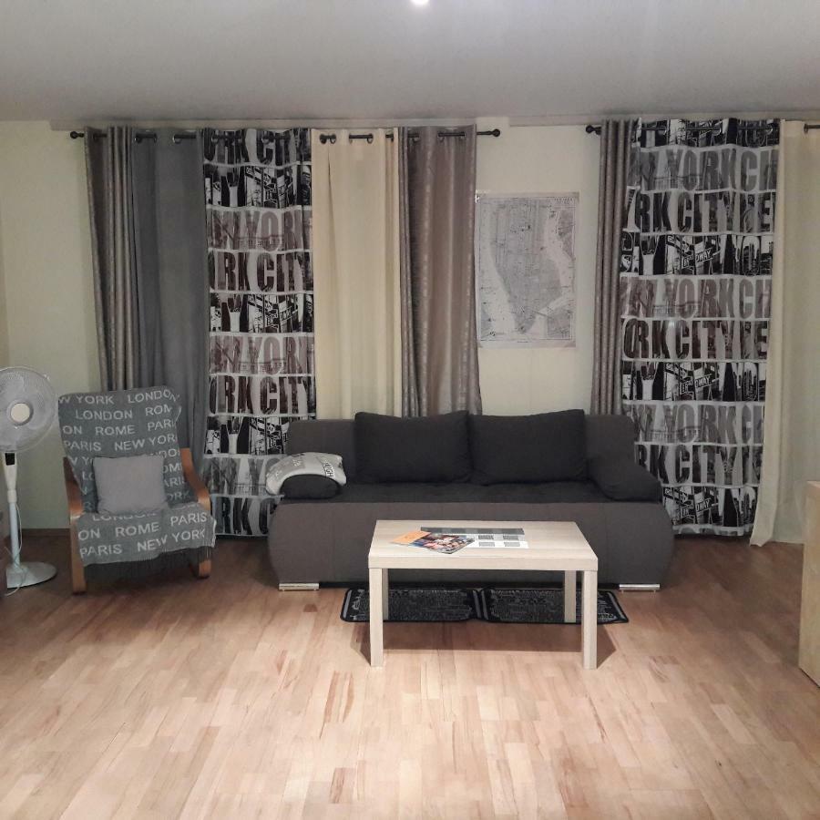 Nyc Apartment Krasków Εξωτερικό φωτογραφία